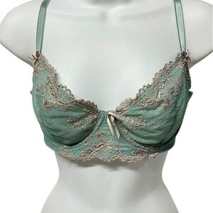 Gilligan & O'Malley Mint Green Lace Underwire Bra with Beige Embroidery